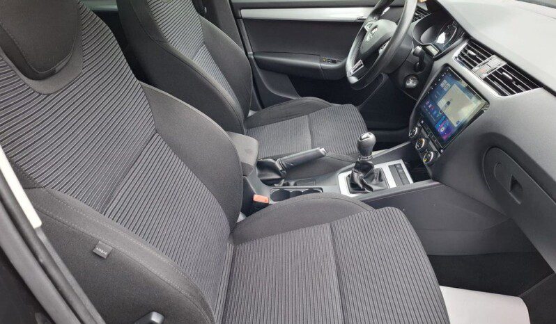 
								SKODA OCTAVIA 1.2 TSI AMBITION 2014 / 2015 full									