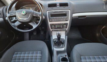 
									SKODA OCTAVIA 2.0 TDI FAMILY 2012 full								