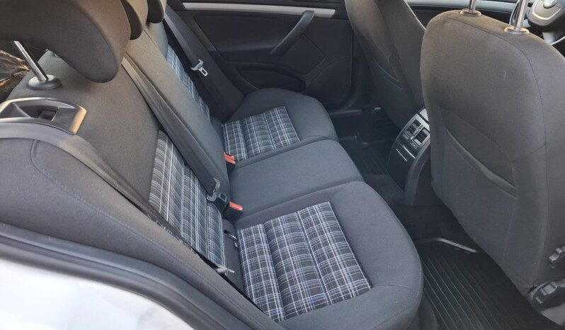 
								SKODA OCTAVIA 2.0 TDI FAMILY 2012 full									