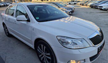 
									SKODA OCTAVIA 2.0 TDI FAMILY 2012 full								