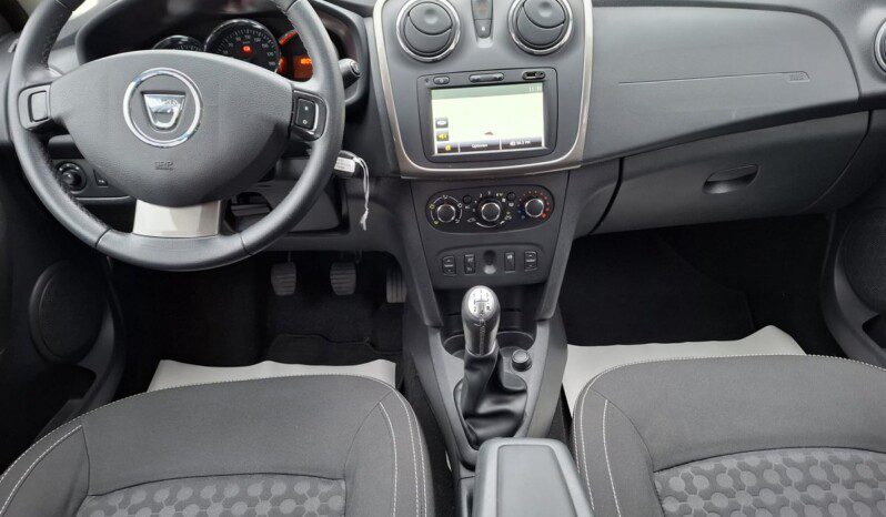 
								DACIA LOGAN MCV 0.9 TCE LAUREATE 2013 full									