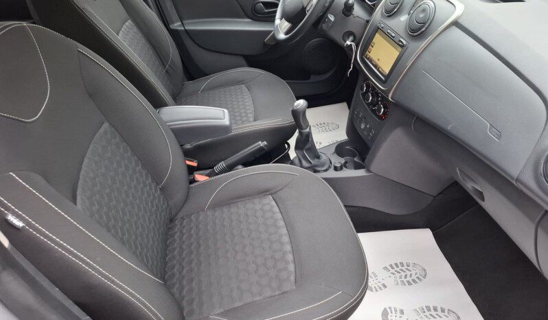 
								DACIA LOGAN MCV 0.9 TCE LAUREATE 2013 full									
