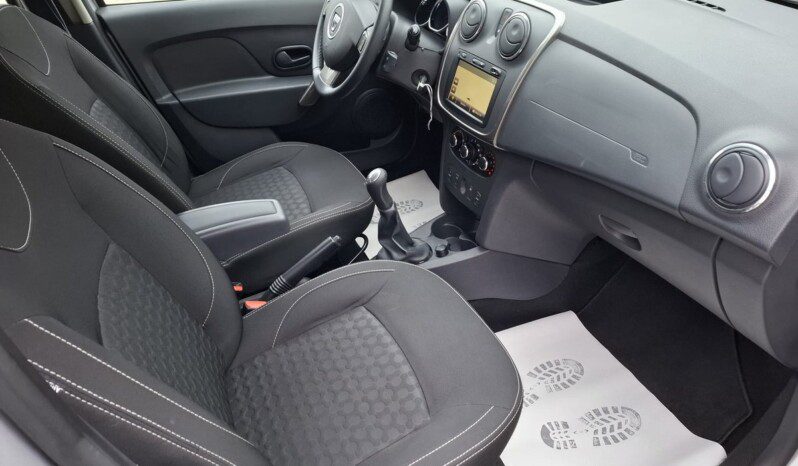 
								DACIA LOGAN MCV 0.9 TCE LAUREATE 2013 full									