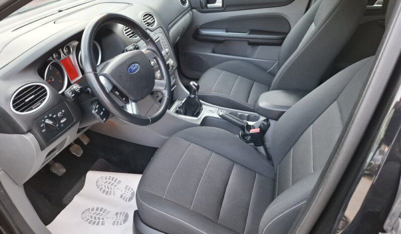 
								FORD FOCUS 1.6 TDCI TITANIUM 2010 full									