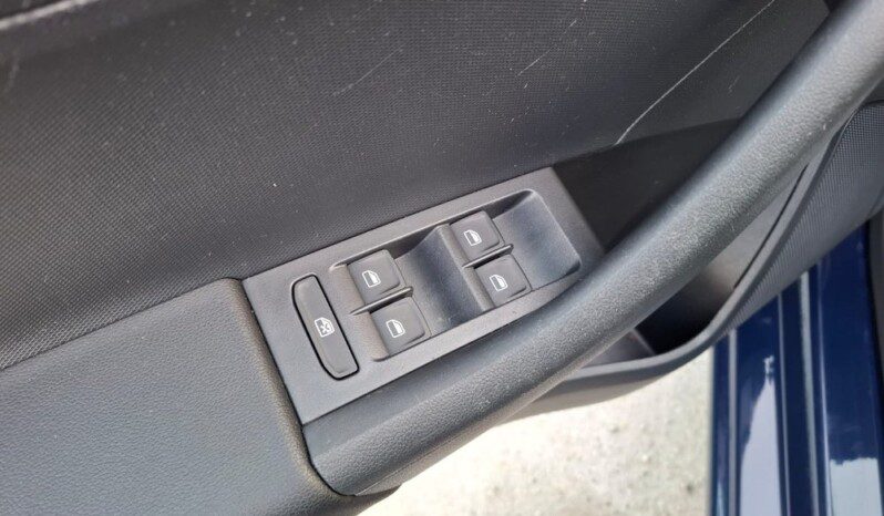 
								SKODA RAPID 1.6 TDI AMBITION 2014 full									