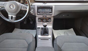 
									VW PASSAT B7 2.0 TDI BLUEMOTION 2011 full								