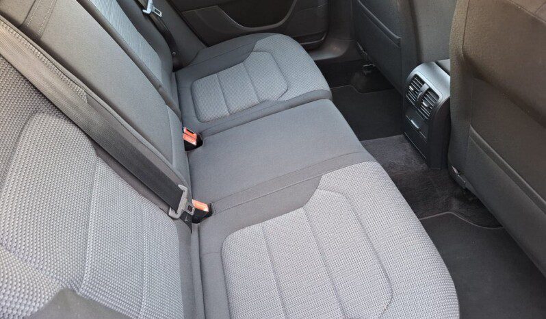 
								VW PASSAT B7 2.0 TDI BLUEMOTION 2011 full									