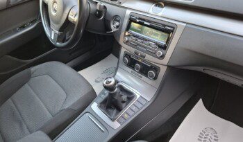 
									VW PASSAT B7 2.0 TDI BLUEMOTION 2011 full								