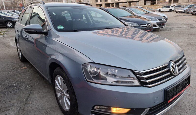 
								VW PASSAT B7 2.0 TDI BLUEMOTION 2011 full									