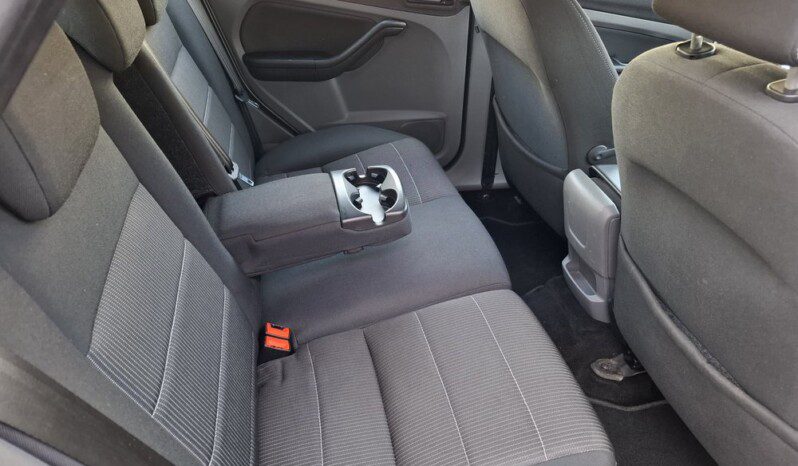 
								FORD FOCUS 1.6 TDCI AMBIENTE  2010 EURO 5 full									