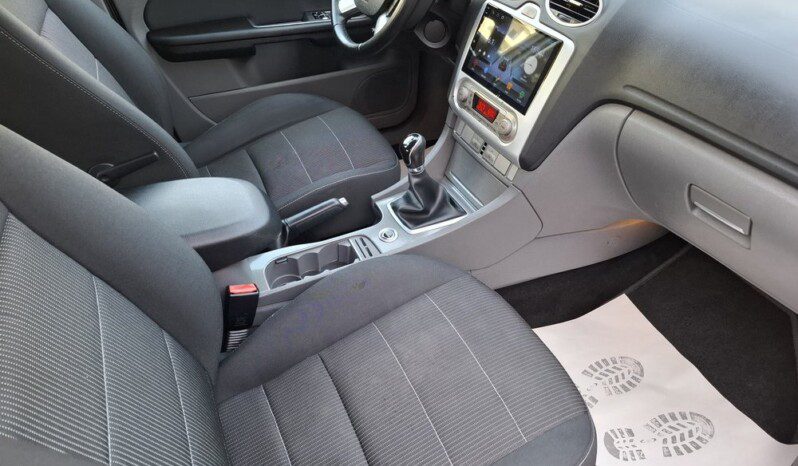 
								FORD FOCUS 1.6 TDCI AMBIENTE  2010 EURO 5 full									