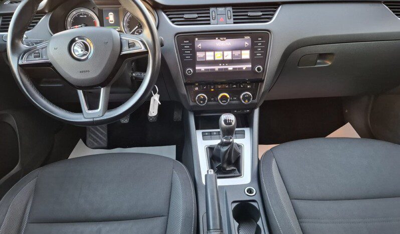 
								SKODA OCTAVIA 1.0 AMBITION 2017 / 2018 EURO 6 full									