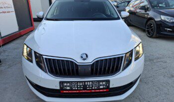 
									SKODA OCTAVIA 1.0 AMBITION 2017 / 2018 EURO 6 full								