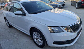 
									SKODA OCTAVIA 1.0 AMBITION 2017 / 2018 EURO 6 full								