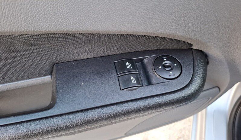 
								FORD FOCUS 1.6 TDCI TREND 2010 EURO 5 full									