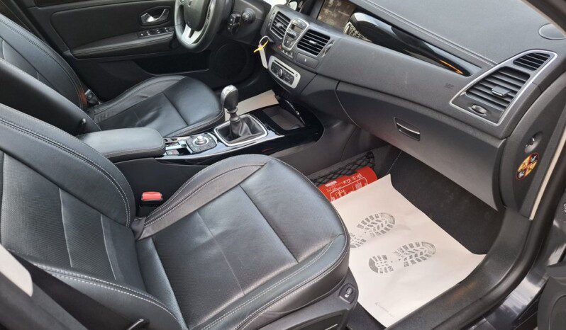 
								RENAULT LAGUNA 2.0 DCI INITIALE 2014 full									