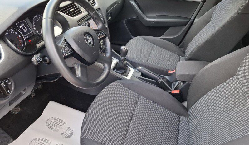 
								SKODA OCTAVIA 1.6 TDI AMBITION 2014 / 2015 full									