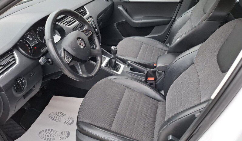 
								SKODA OCTAVIA 1.6 TDI ELEGANCE 2014 full									