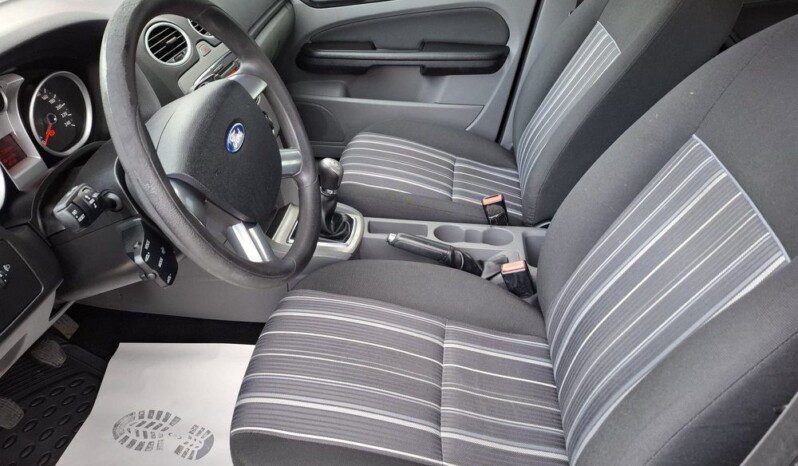 
								FORD FOCUS 1.6 TDCI CONCEPT 2010 EURO 5 full									