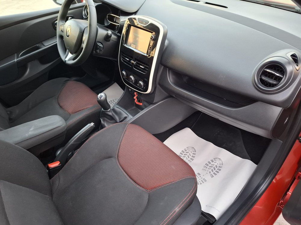 RENAULT CLIO 1.5 DCI LIFE 2015