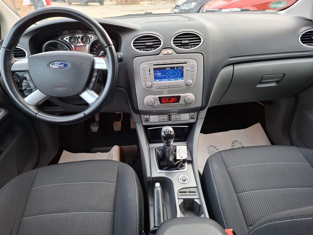 FORD FOCUS 1.6 TDCI TITANIUM 2010