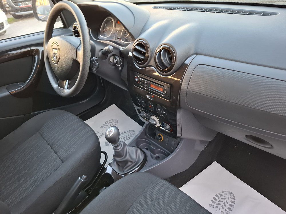 DACIA DUSTER 1.5 DCI LAUREATE 2011