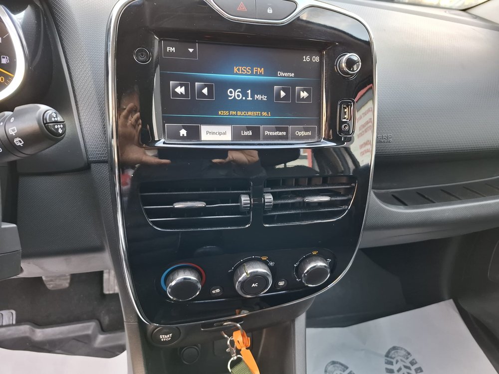 RENAULT CLIO 1.2 BENZINA DINAMIQUE 2013