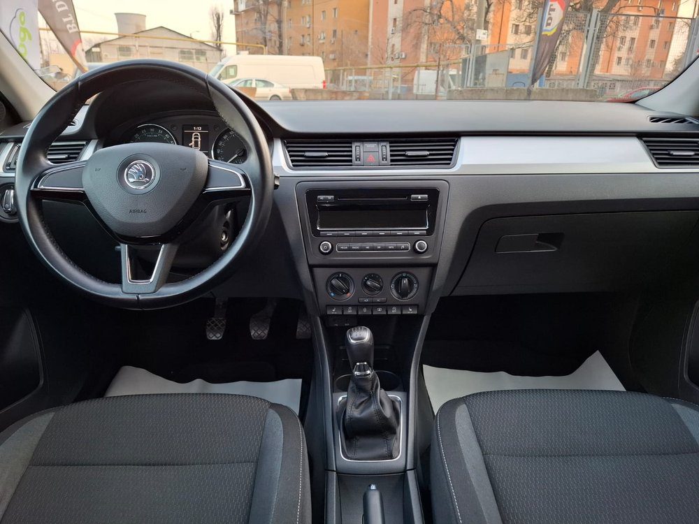 SKODA RAPID 1.6 TDI AMBITION 2014