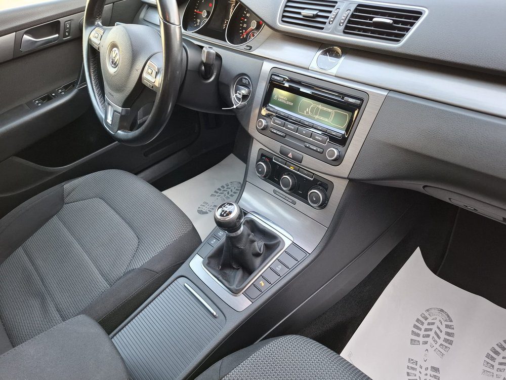 VW PASSAT B7 2.0 TDI BLUEMOTION 2011