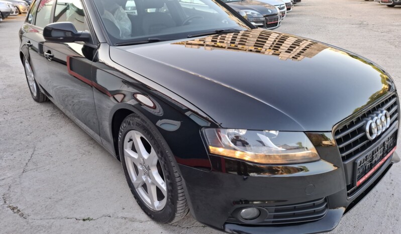 
								AUDI A4 2.0 TDI AMBITION 2010 / 2011 full									