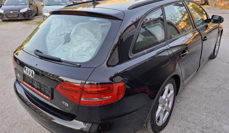 
								AUDI A4 2.0 TDI AMBITION 2010 / 2011 full									