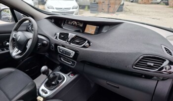 
									RENAULT GRAND SCENIC 1.6 DCI BOSE EDITION 2012 full								