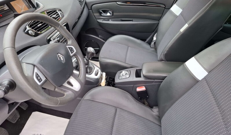 
								RENAULT GRAND SCENIC 1.6 DCI BOSE EDITION 2012 full									