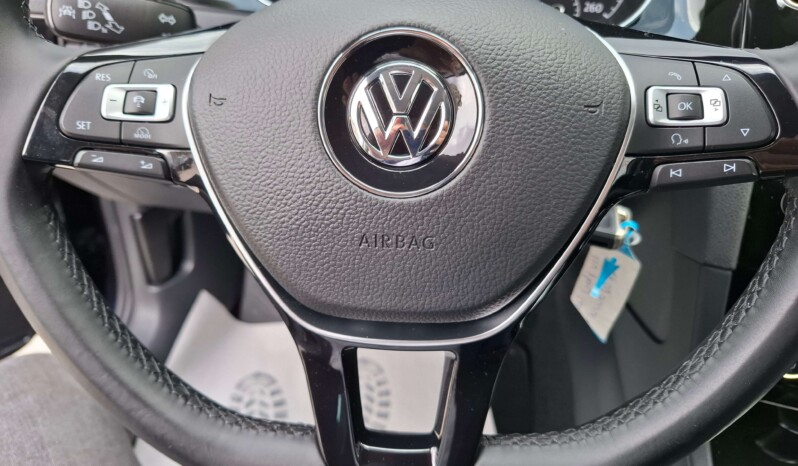 
								VW GOLF 7 1.2 TSI CARAT BLUEMOTION 2015 full									
