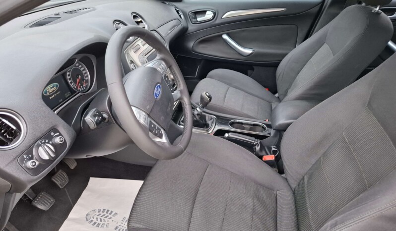 
								FORD MONDEO 2.0 TDCI TITANIUM 2010 EURO 5 full									