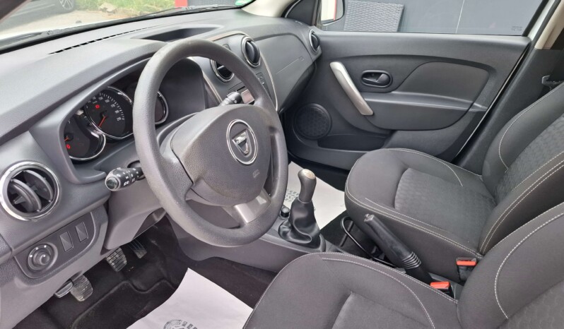 
								DACIA LOGAN MCV 1.2 LAUREATE 2015 full									
