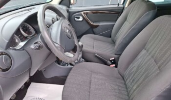 
									DACIA DUSTER 1.6 BENZINA LAUREATE 2011 full								