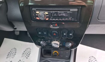 
									DACIA DUSTER 1.6 BENZINA LAUREATE 2011 full								