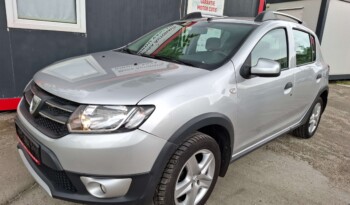 
									DACIA SANDERO STEPWAY 0.9 TCE LAUREATE 2013 full								