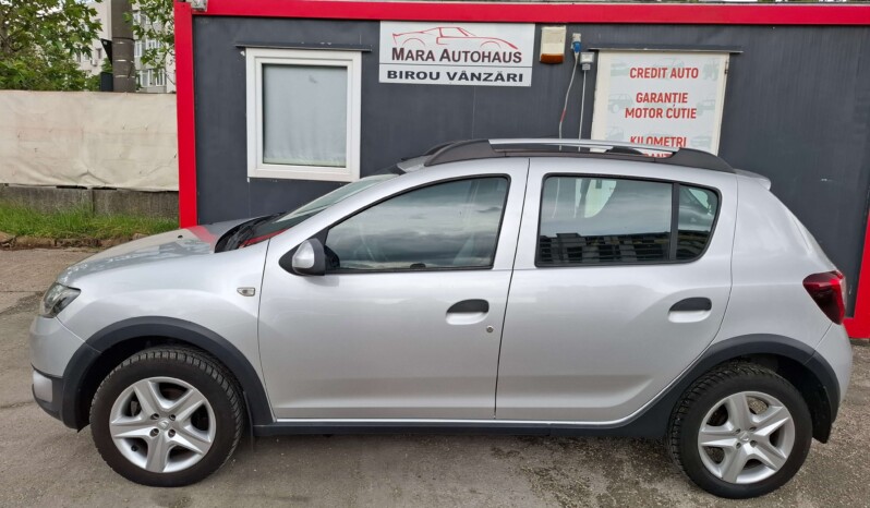 
								DACIA SANDERO STEPWAY 0.9 TCE LAUREATE 2013 full									