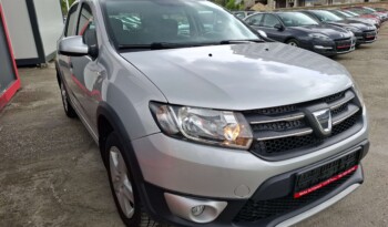 
									DACIA SANDERO STEPWAY 0.9 TCE LAUREATE 2013 full								