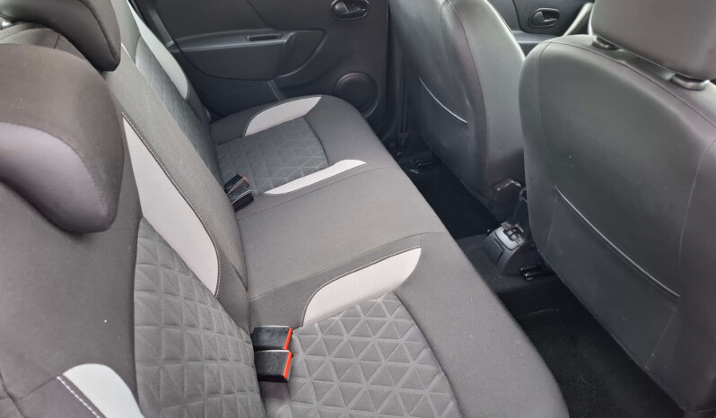 
								DACIA SANDERO STEPWAY 0.9 TCE LAUREATE 2013 full									