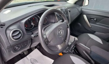 
									DACIA SANDERO STEPWAY 0.9 TCE LAUREATE 2013 full								