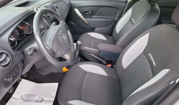 
									DACIA SANDERO STEPWAY 0.9 TCE LAUREATE 2013 full								