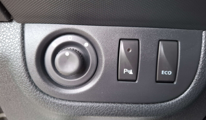 
								DACIA SANDERO STEPWAY 0.9 TCE LAUREATE 2013 full									