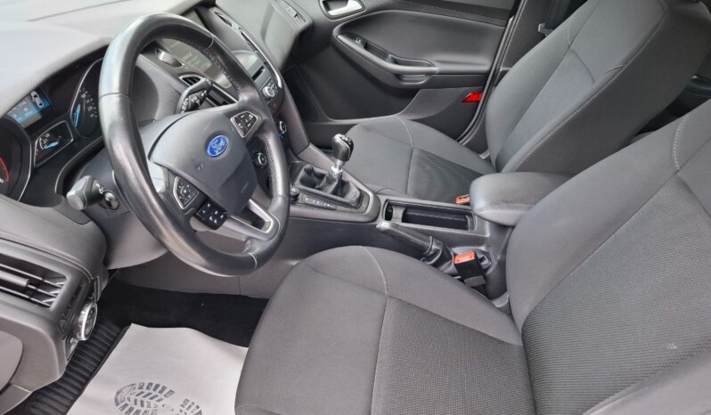 
								FORD FOCUS 1.5 TDCI BUSINESS 2015 EURO 6 full									