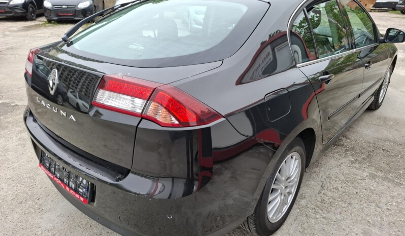 
								RENAULT LAGUNA 1.5 DCI BLACK EDITION 2011 full									