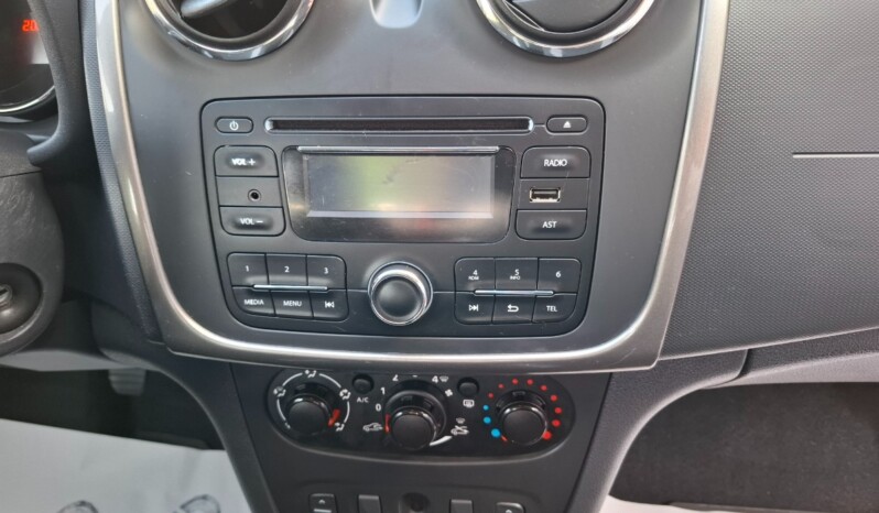 
								DACIA SANDERO STEPWAY 0.9 TCE PRESTIGE 2015 full									