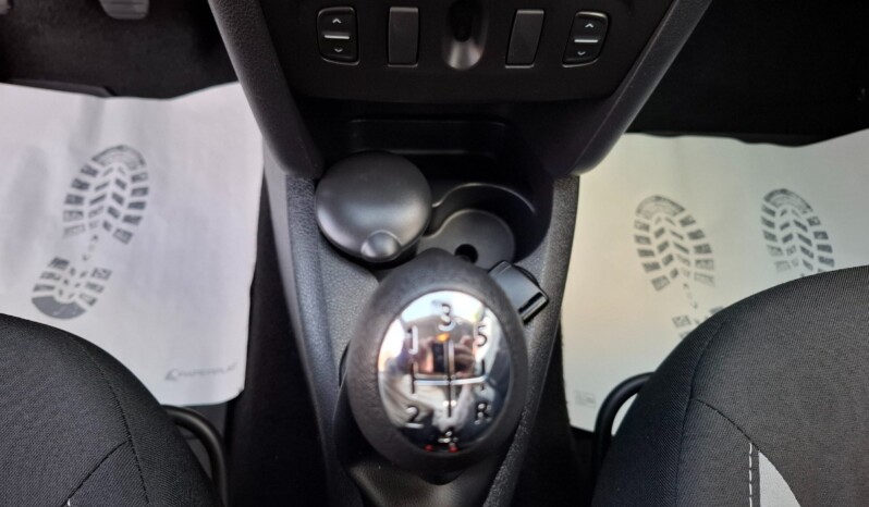
								DACIA SANDERO STEPWAY 0.9 TCE PRESTIGE 2015 full									