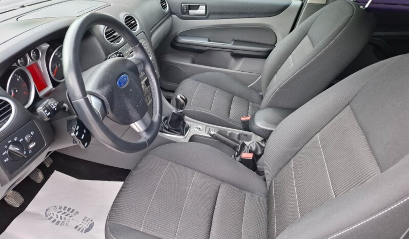 
								FORD FOCUS 1.6 TITANIUM 2010 EURO 5 full									